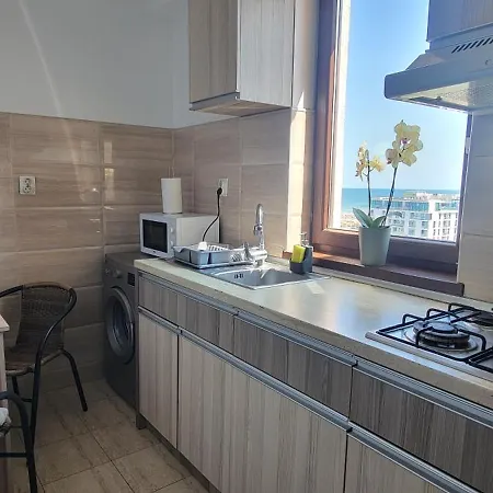 Daire Summerland Views