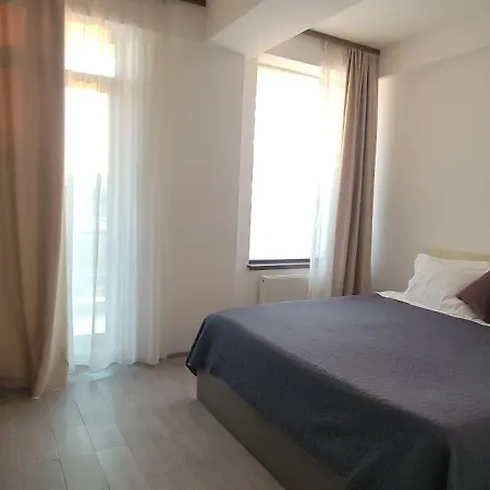 Summerland Views Appartement Mamaia