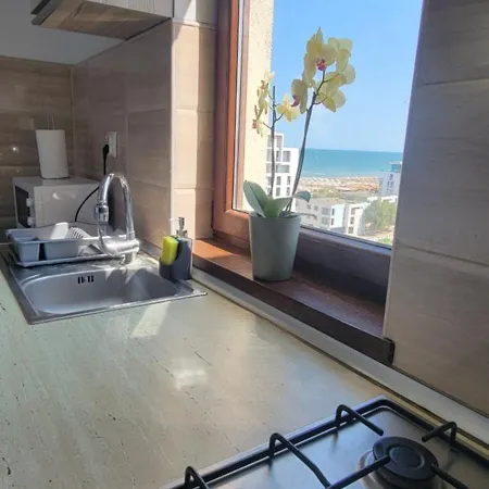 Summerland Views Apartman Mamaia