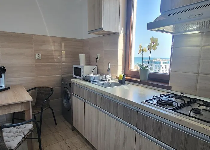 Apartment Summerland Views